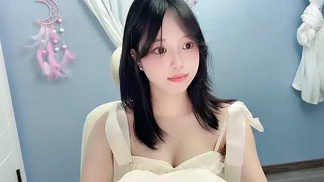 XXX chat uživo modela Yanys521