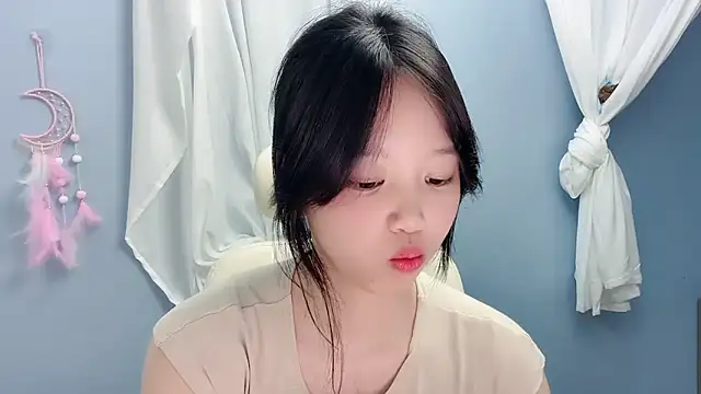 XXX chat uživo modela Yanys521