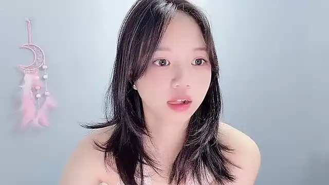 Yanys521 লাইভ XXX চ্যাট