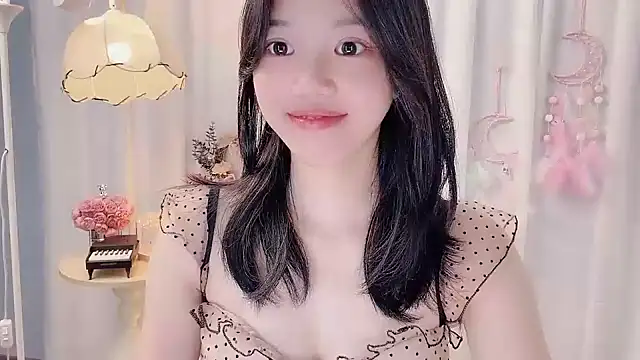 XXX chat uživo modela Yanys521