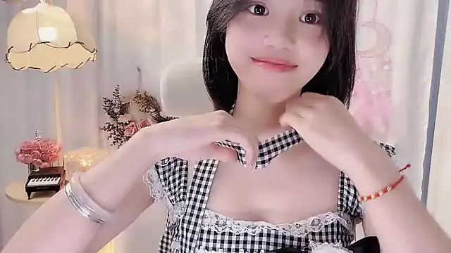Yanys521 Obrolan Langsung XXX