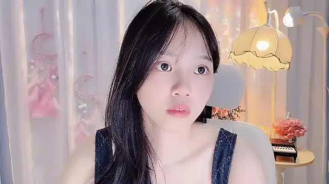 XXX chat uživo modela Yanys521