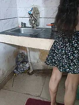Baby-Doll_ 라이브 XXX 채팅