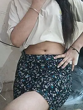 Baby-Doll_ লাইভ XXX চ্যাট