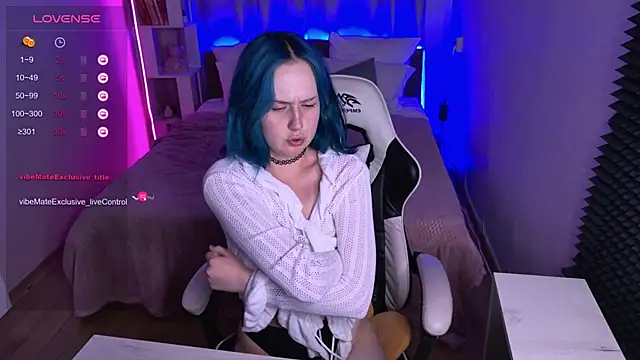 karinahili's Live XXX Chat