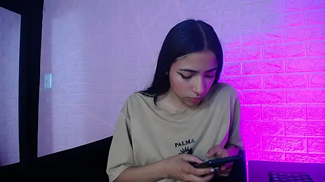 Violett1126 Live XXX-Chat