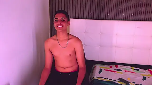 Lukaz_Caballero Webcam show
