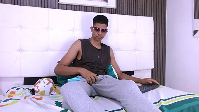Lukaz_Caballero Pertunjukan Webcam