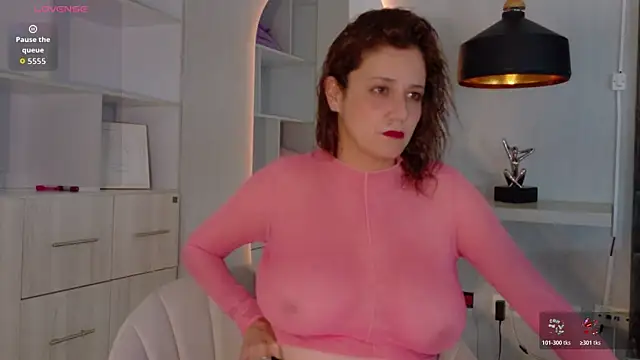 Онлайн чат XXX Adrianaa_gold
