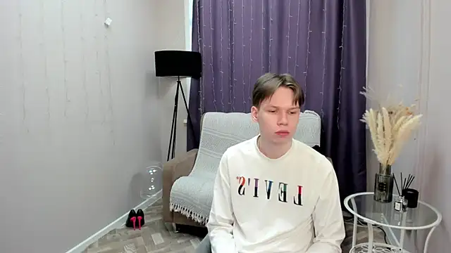 EliotMarsn Webbikameraesitys
