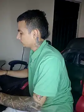 Show de nino_oregano na webcam