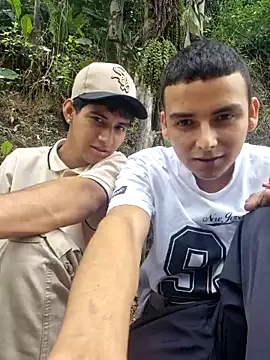nino_oregano's Webcam Show