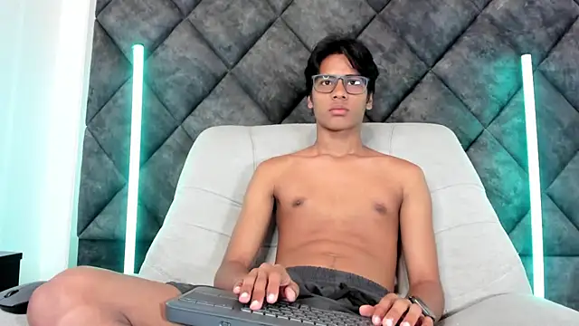 LiamKron – webcam-show