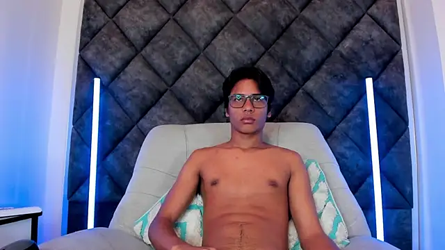 LiamKron Live XXX Chat