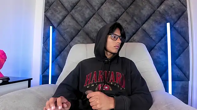 Chat XXX ao vivo de LiamKron