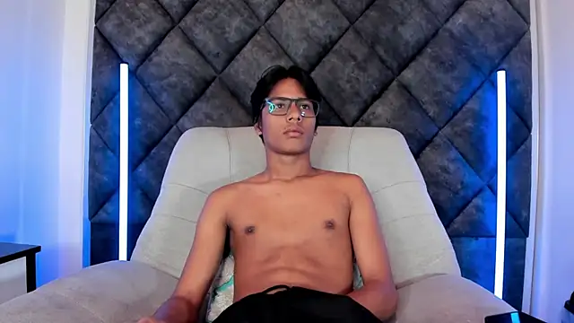 LiamKron – Naživo XXX chat