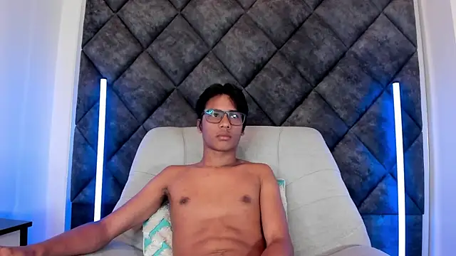 LiamKron Live XXX-Chat