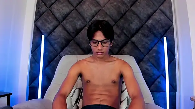 Chatroom XXX en direct de LiamKron