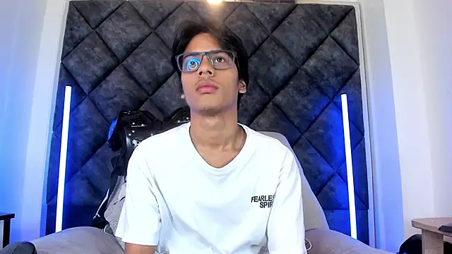 LiamKron Show in webcam