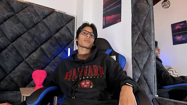 LiamKron's Live XXX Chat