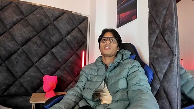 LiamKron Pertunjukan Webcam