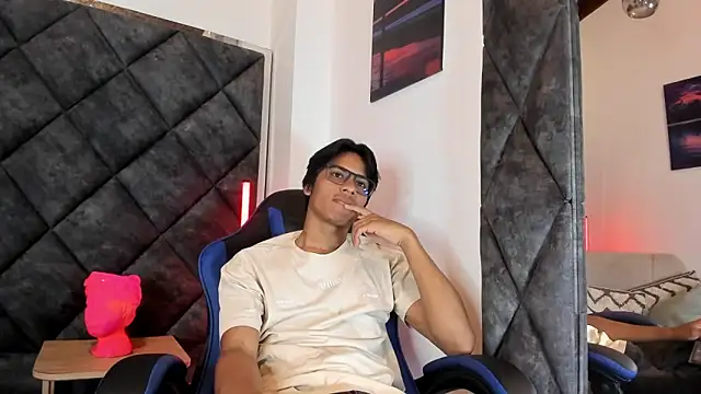 LiamKron Show Webcam