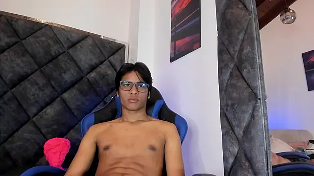 LiamKron's Webcam Show