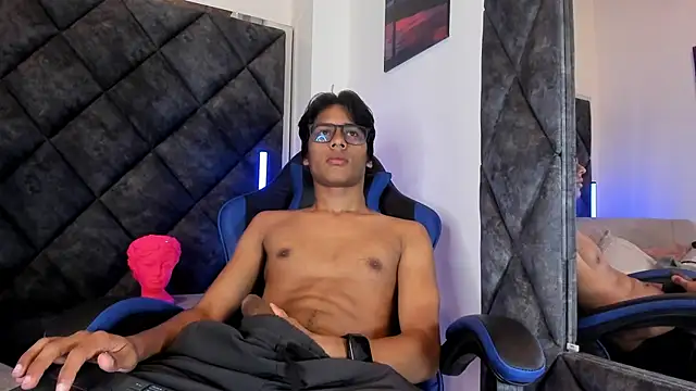 LiamKron Live XXX-Chat