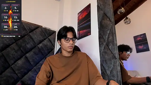 Show modela LiamKron na web-kameri