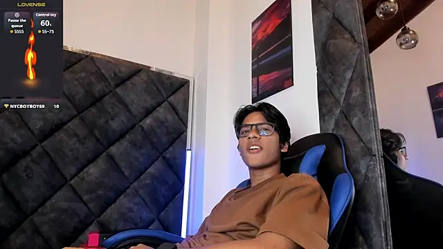 LiamKron 网络视讯表演