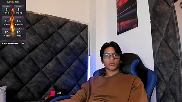 LiamKron Pertunjukan Webcam