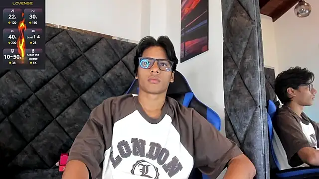 LiamKron 网络视讯表演