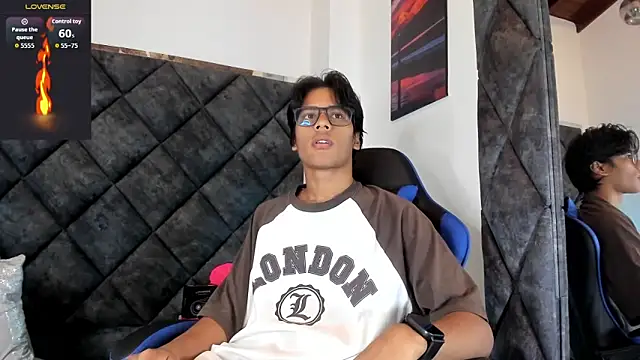 LiamKron 网络视讯表演