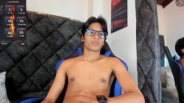 LiamKron's Webcam Show