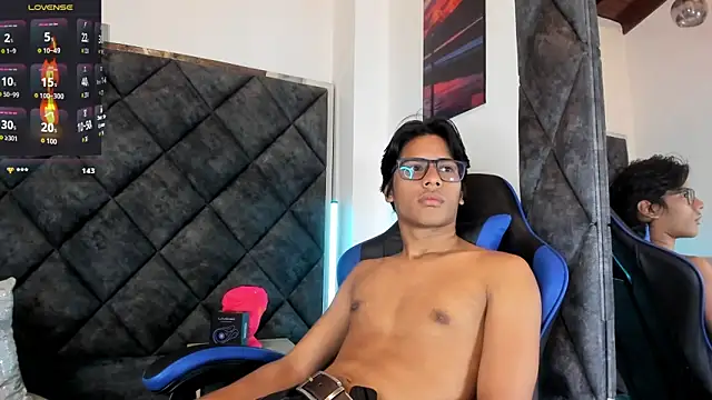 LiamKron's Webcam Show