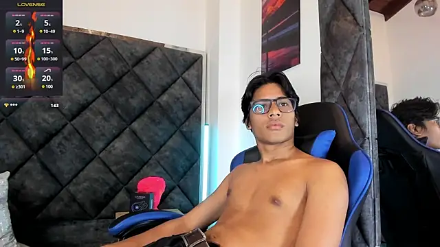 LiamKron 网络视讯表演