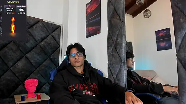 LiamKron 网络视讯表演