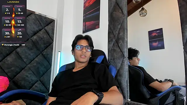 LiamKron Pertunjukan Webcam
