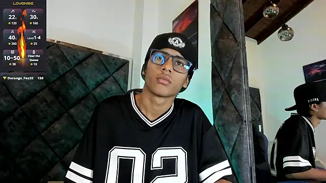 LiamKron Pertunjukan Webcam