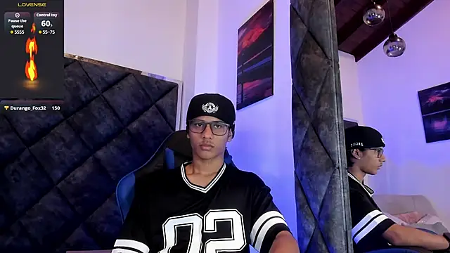 LiamKron Pertunjukan Webcam