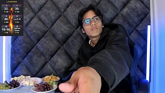 LiamKron's Webcam Show
