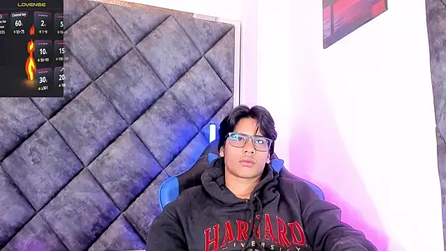 LiamKron's Webcam Show