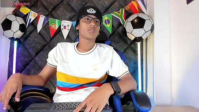 LiamKron Pertunjukan Webcam