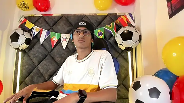 LiamKron webcam show
