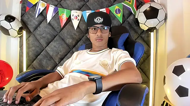 LiamKron Pertunjukan Webcam