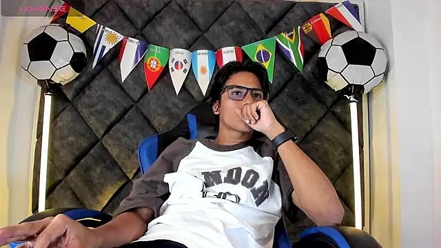 LiamKron's Webcam Show