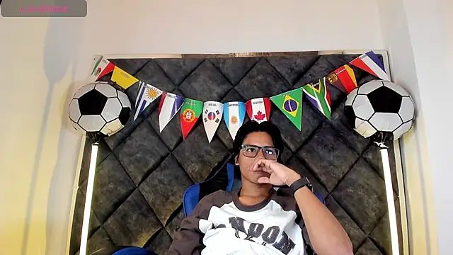 LiamKron Webcamshow