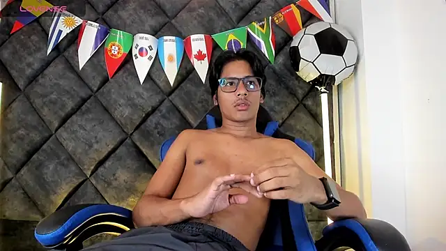 LiamKron Show in webcam