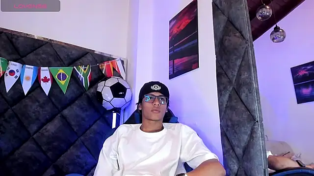 LiamKron Pertunjukan Webcam