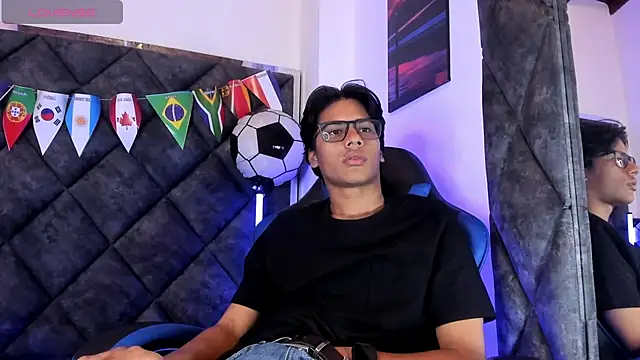LiamKron Show in webcam